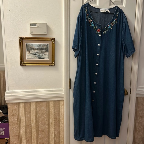 Light weight denim dress - Picture 1 of 5